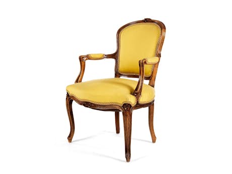 Kleiner Sessel im Louis XV-Stil